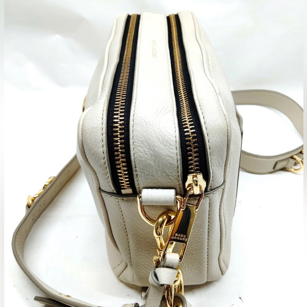 SOLD Authentic MARC JACOBS  Crossbody Bag Leather - Picture 4 of 16